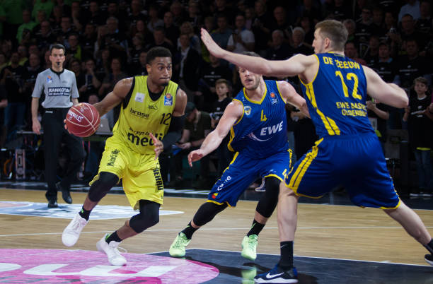 他对巴塞罗 他对巴塞罗