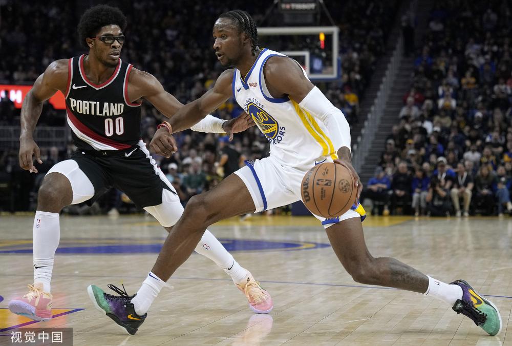 围绕他建立 围绕他建立